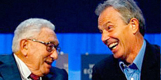 Klik for at forstørre Henry Kissenger and Tony Blair