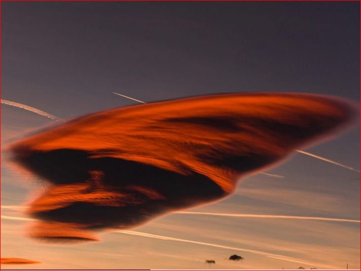 lenticular cloud