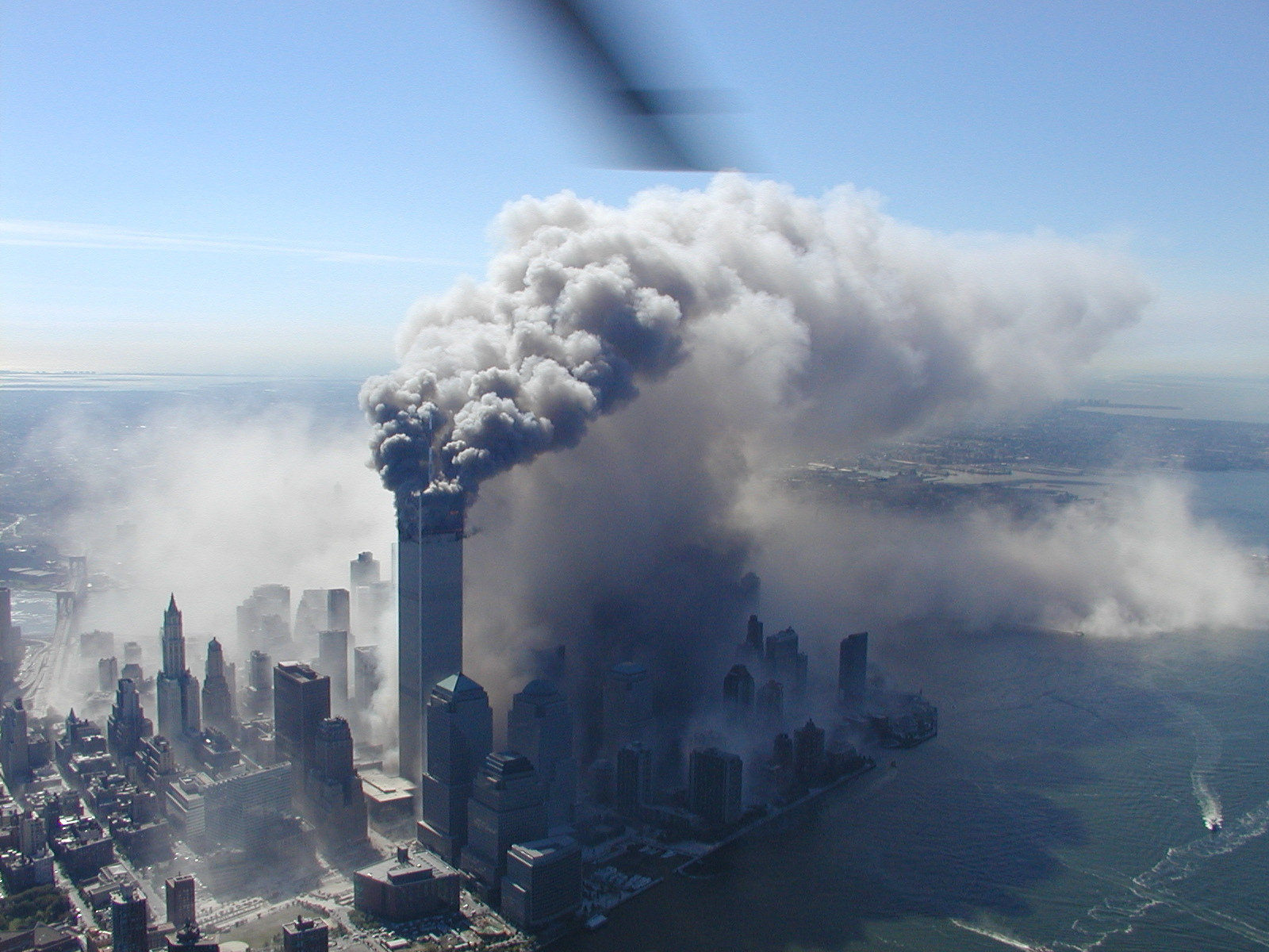 9/11 smoke towers