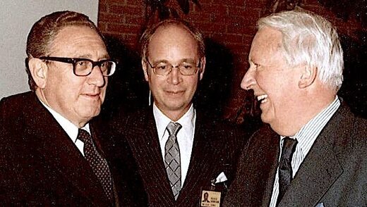 Klik for at forstørre Kissinger Schwab Heath