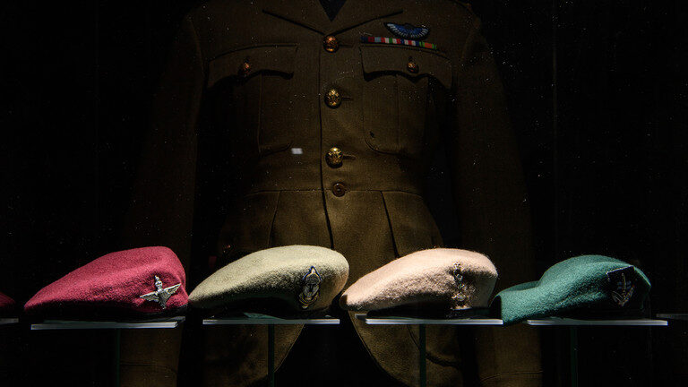 Special forces berets